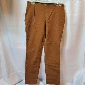 A New Day Size 6 Brown Khaki Elastic Waistband Capri Pants